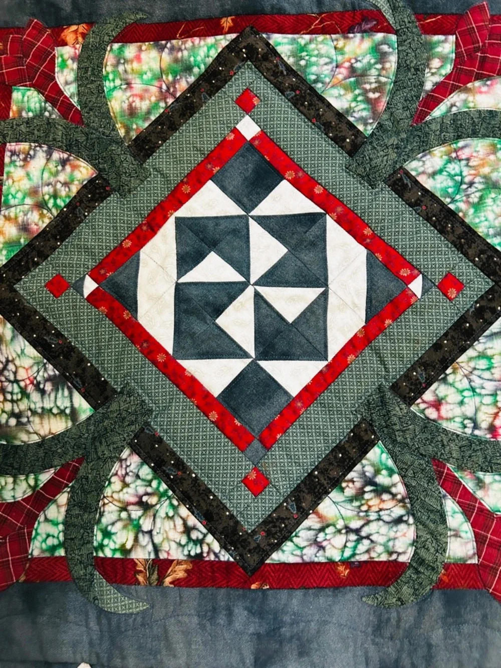 Spinning Crocus Handmade Green and Red Quilted Decorative Wall Hanging 25” SQ.